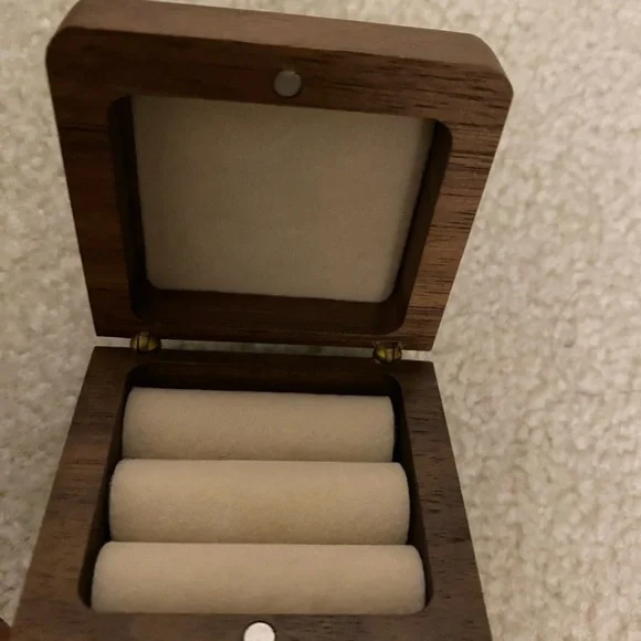 Wooden square ring box - always and forever - Picture 2 of 2